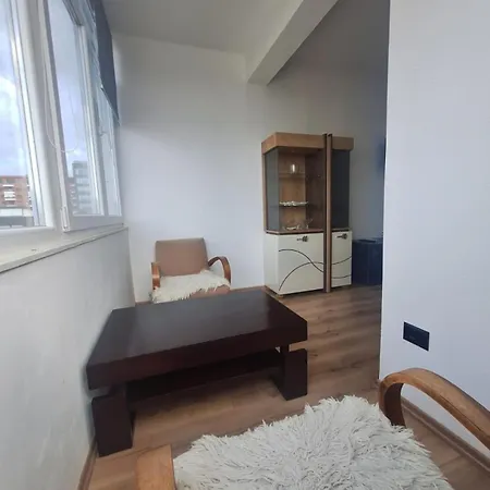Near Klinika Keit Appartement Tirana