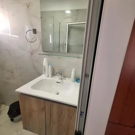 Near Klinika Keit Appartement Tirana